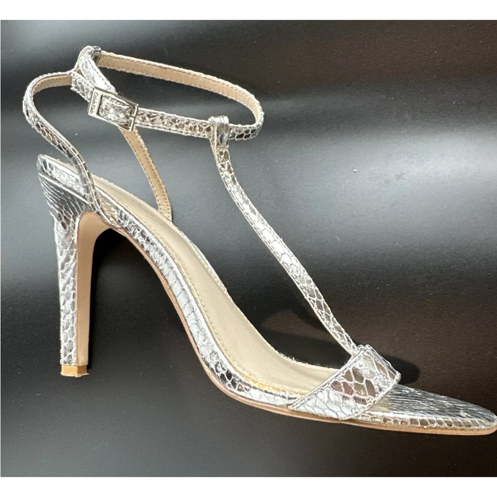 Calvin Klein Silver Sandals 7.5 Sebring Crocodile Style Leather Christmas Party